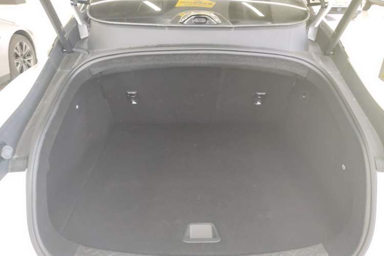 Used Avatr 06 2025 Ultra Pure Electric Edition Trunk