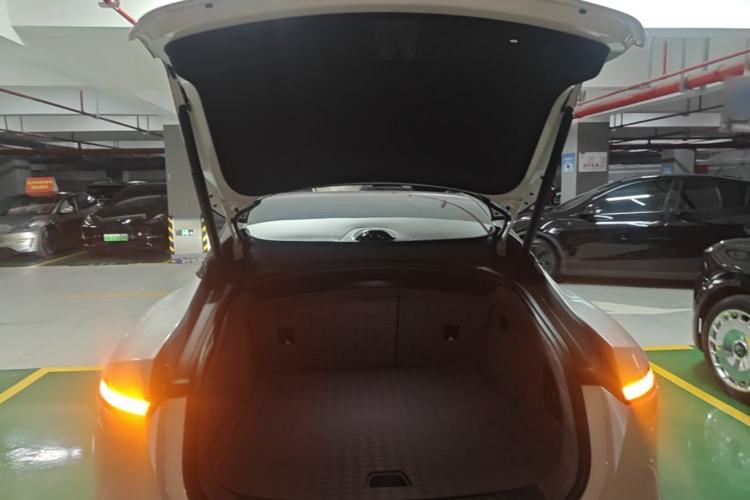 Used Avatr 06 2025 Max All-Electric Version Trunk