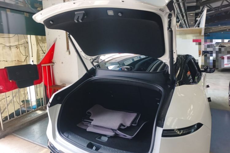 Used Avatr 06 2025 Ultra Pure Electric Edition Trunk