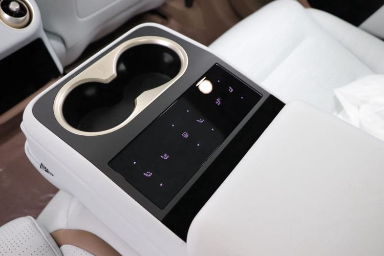 Used Avatr 07 2024 Pro Extended-Range Edition Interior 7