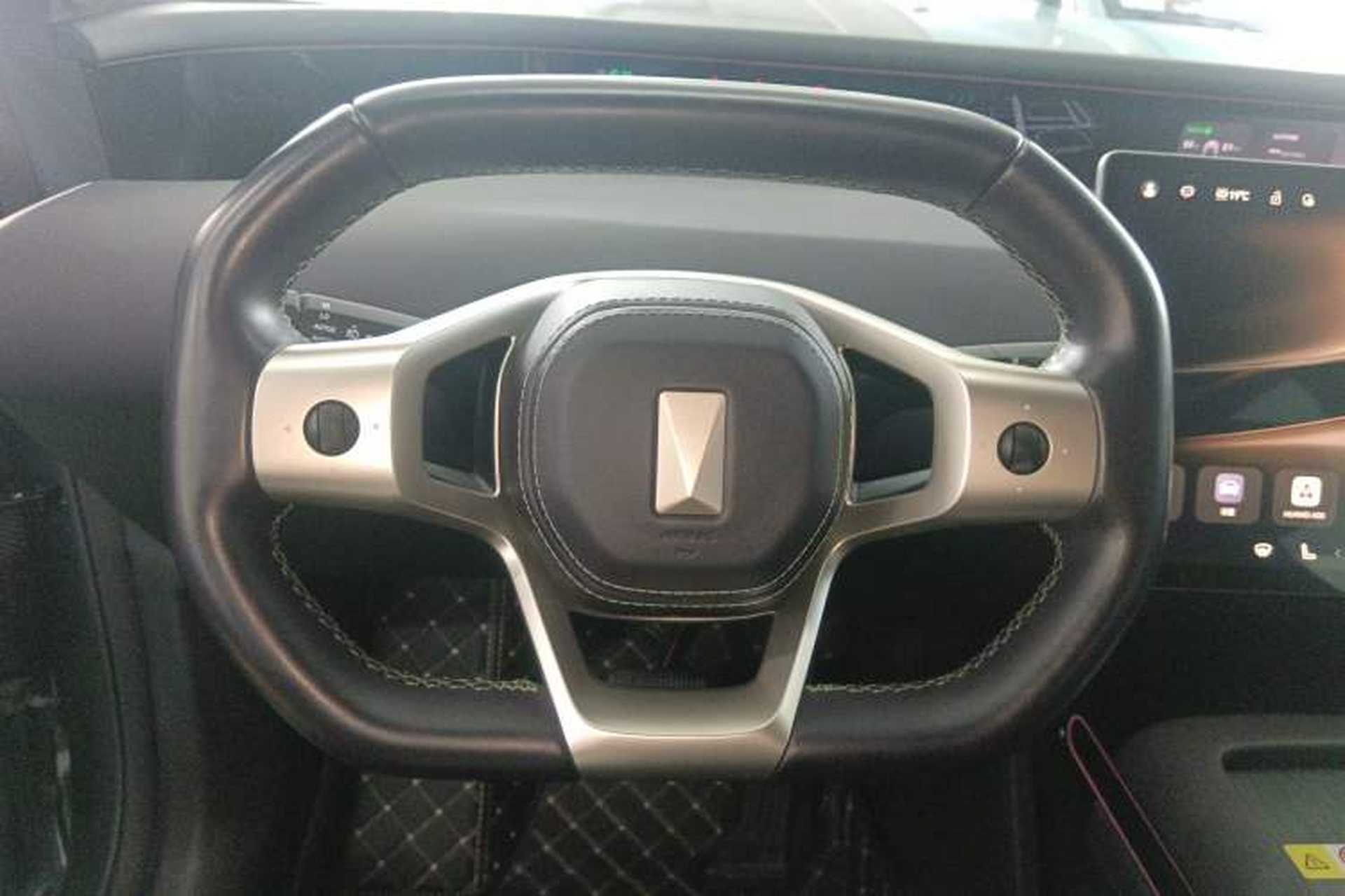 Used Avatr 07 2024 Max Extended-Range Edition Steering Wheel