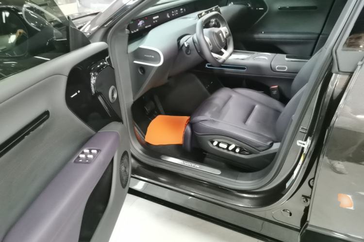Used Avatr 07 2024 Ultra All-Electric Four-Wheel Drive Driver Seat