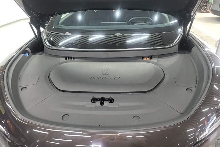 Used Avatr 07 2024 Max Extended-Range Edition Engine Bay
