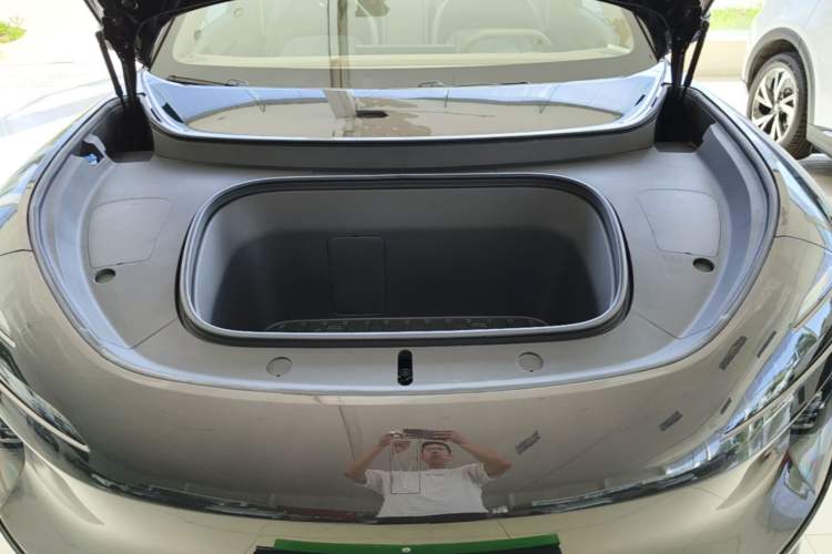 Used Avatr 07 2024 Pro+ All-Electric Version Engine Bay