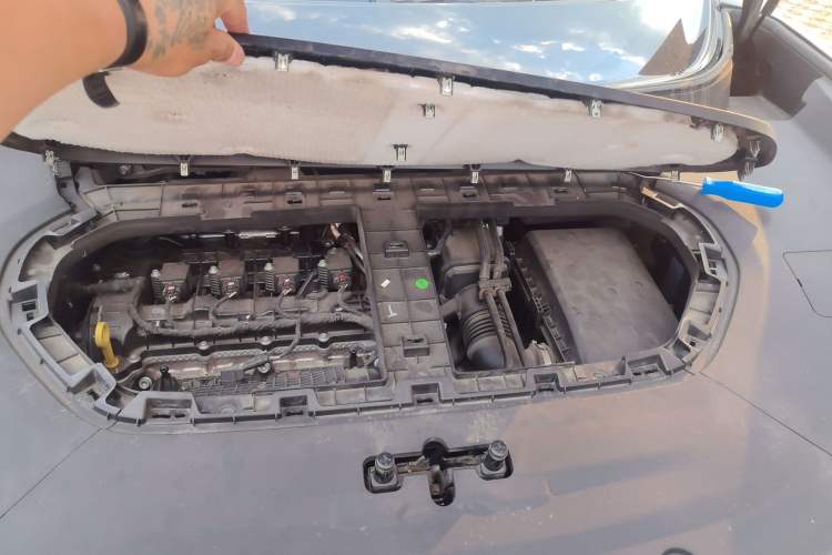 Used Avatr 07 2024 Pro Extended-Range Edition Engine Bay