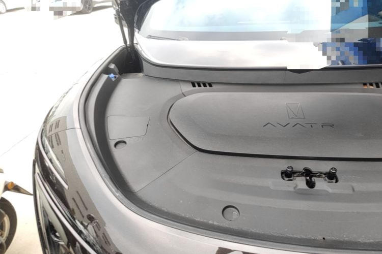 Used Avatr 07 2024 Ultra Range-Extended Four-Wheel Drive Engine Bay Right