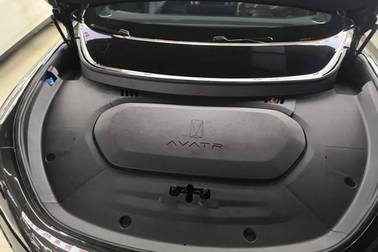 Used Avatr 07 2024 Pro+ Range-Extended Edition Engine Bay