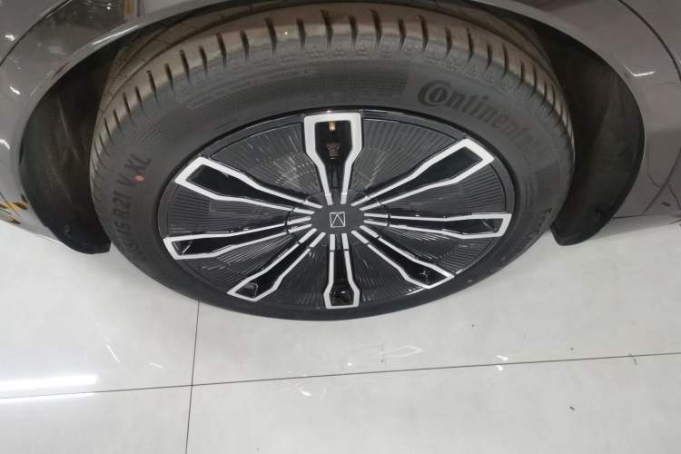 Used Avatr 07 2024 Pro+ All-Electric Version Exterior 4
