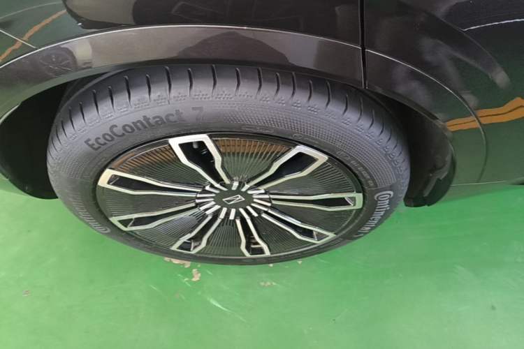 Used Avatr 07 2024 Max Extended-Range Edition Exterior 5