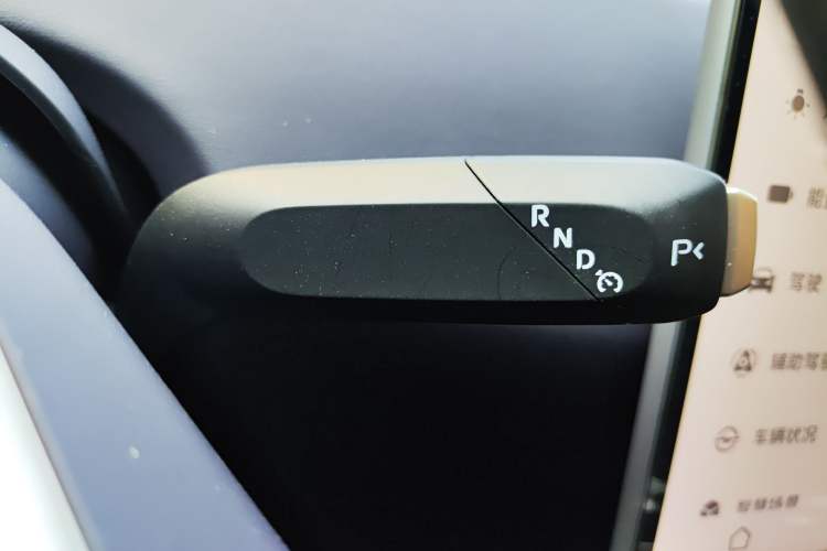 Used Avatr 07 2024 Pro+ Range-Extended Edition Gear Lever