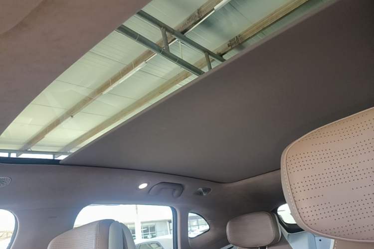 Used Avatr 07 2024 Max Extended-Range Edition Headliner