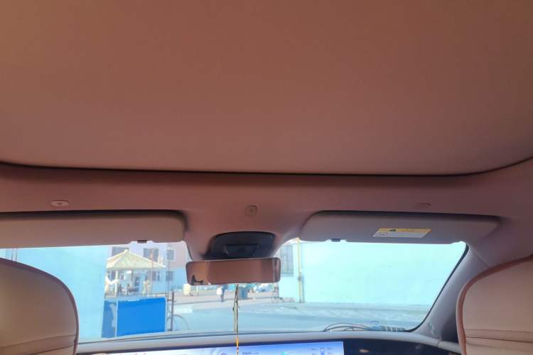 Used Avatr 07 2024 Pro Extended-Range Edition Headliner