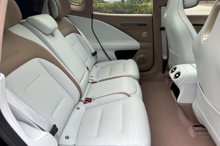Used Avatr 07 2024 Pro+ All-Electric Version Interior 6