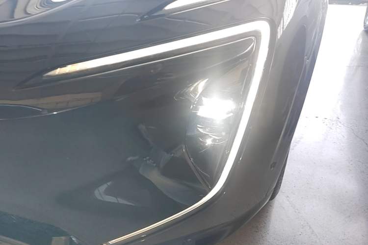 Used Avatr 07 2024 Ultra Range-Extended Four-Wheel Drive Left Front Headlight