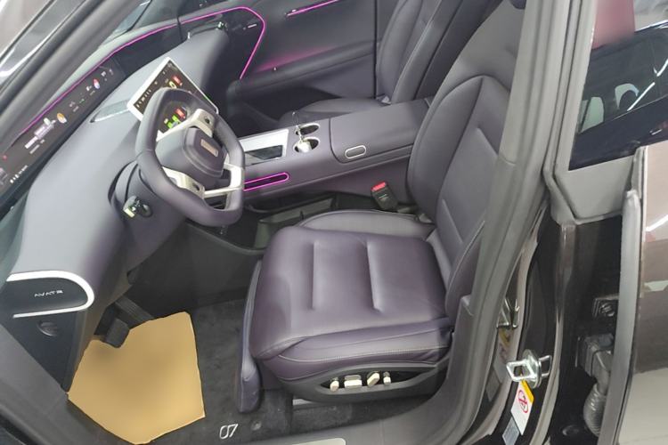 Used Avatr 07 2024 Max Extended-Range Edition Left Front Seat
