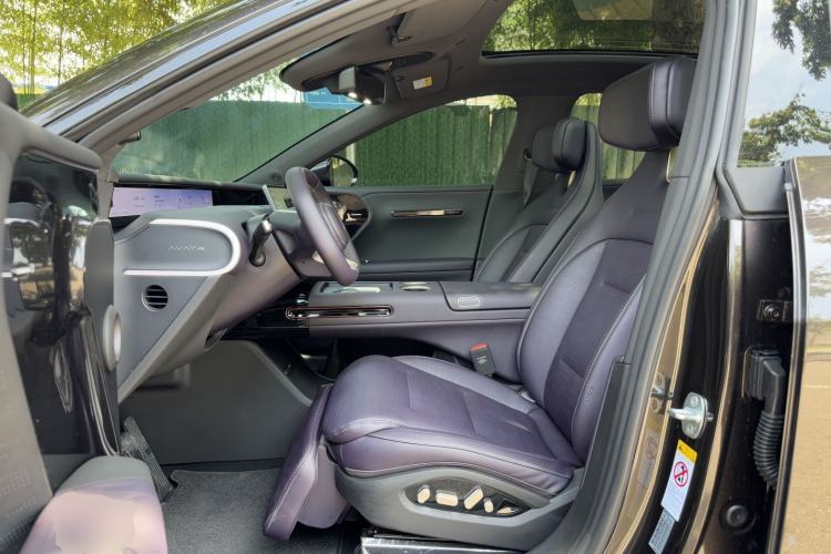 Used Avatr 07 2024 Pro+ Range-Extended Edition Left Front Seat