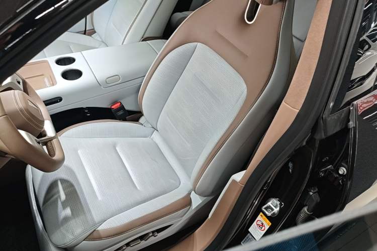 Used Avatr 07 2024 Max Extended-Range Edition Left Front Seat