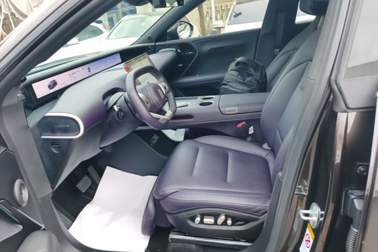 Used Avatr 07 2024 Pro+ Range-Extended Edition Left Front Seat