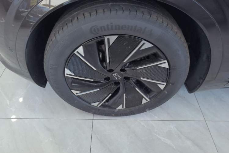 Used Avatr 07 2024 Max Extended-Range Edition Left Front Wheel Hub