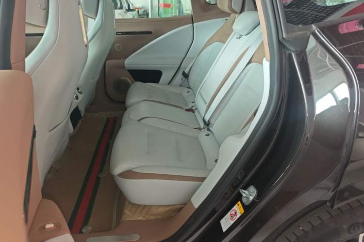 Used Avatr 07 2024 Pro+ All-Electric Version Left Rear Seat