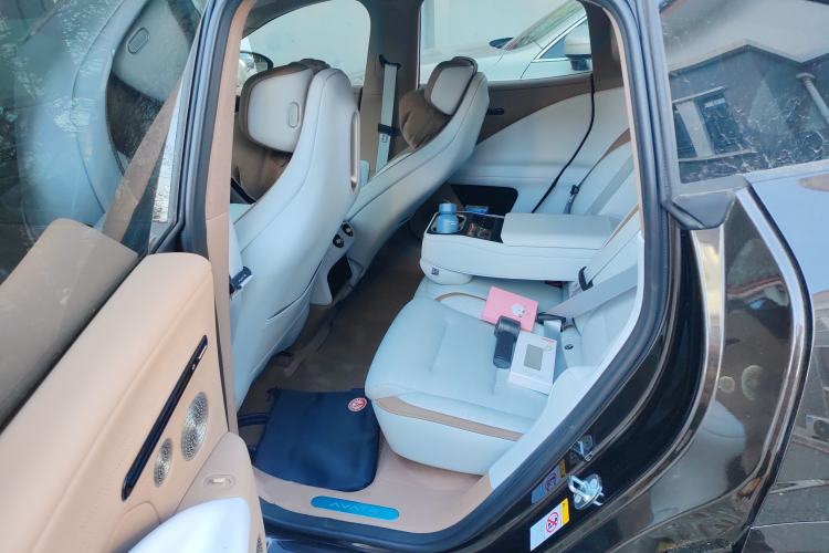 Used Avatr 07 2024 Max Extended-Range Edition Left Rear Seat