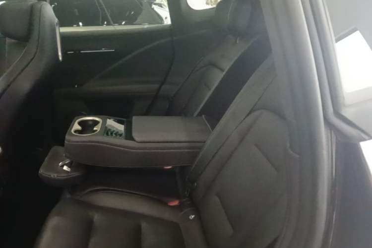 Used Avatr 07 2024 Max Extended-Range Edition Left Rear Seat
