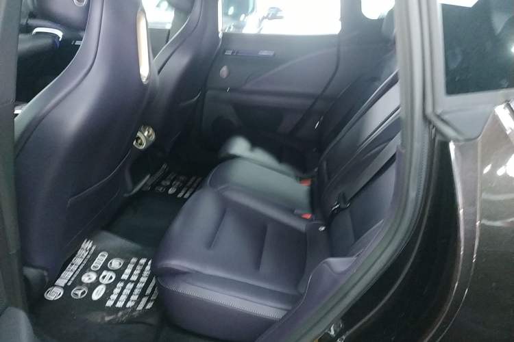 Used Avatr 07 2024 Pro Pure Electric Version Left Rear Seat