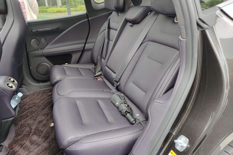 Used Avatr 07 2024 Max Extended-Range Edition Left Rear Seat