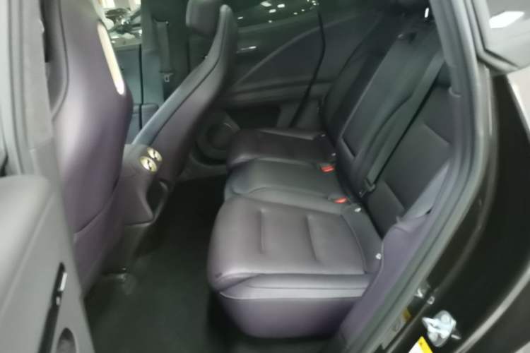 Used Avatr 07 2024 Ultra All-Electric Four-Wheel Drive Left Rear Seat