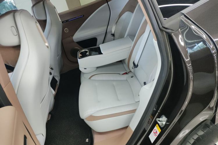 Used Avatr 07 2024 Pro+ All-Electric Version Left Rear Seat