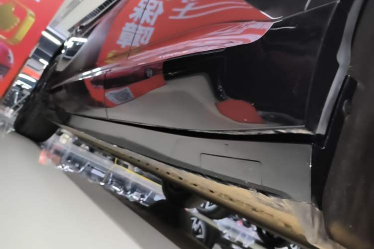 Used Avatr 07 2024 Pro+ All-Electric Version Left Side Sill