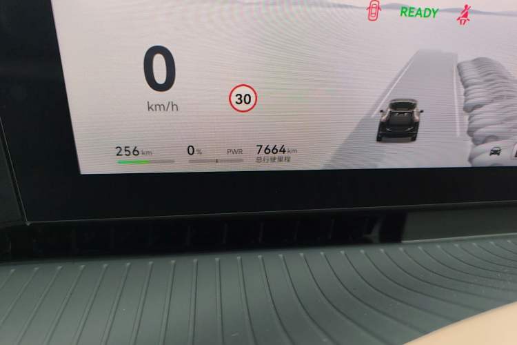 Used Avatr 07 2024 Pro+ All-Electric Version Odometer Close Up