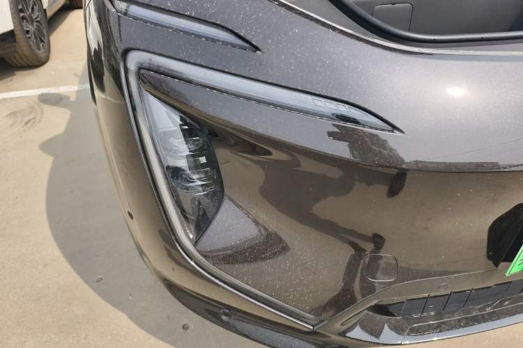 Used Avatr 07 2024 Pro+ All-Electric Version Right Front Headlight