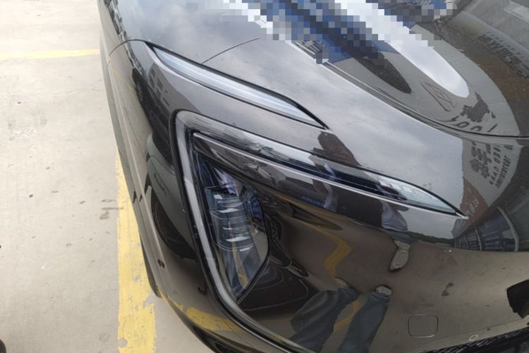 Used Avatr 07 2024 Ultra Range-Extended Four-Wheel Drive Right Front Headlight
