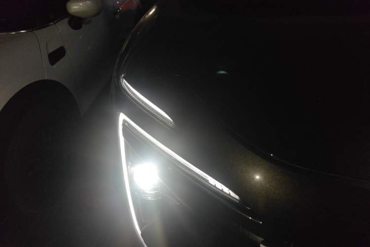 Used Avatr 07 2024 Pro+ All-Electric Version Right Front Headlight