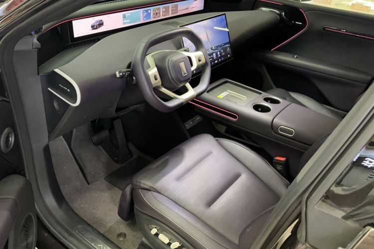 Used Avatr 07 2024 Pro+ All-Electric Version Right Front Seat
