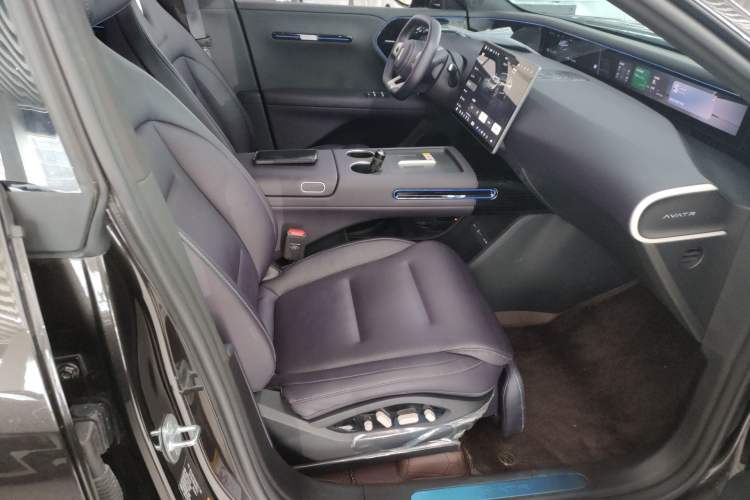 Used Avatr 07 2024 Pro+ All-Electric Version Right Front Seat