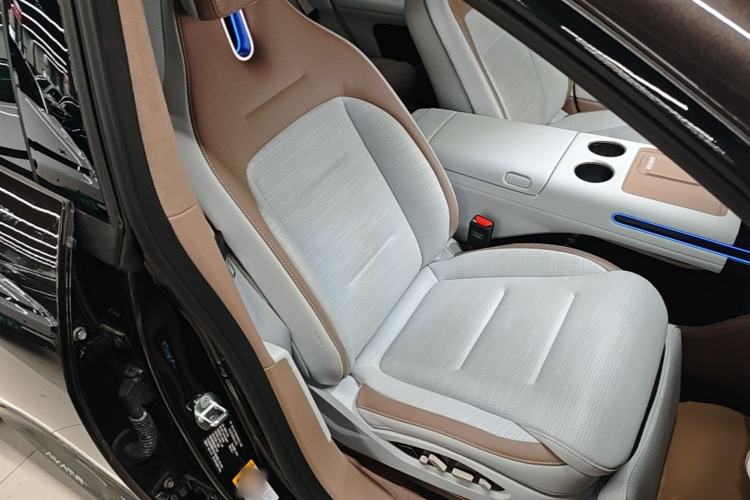 Used Avatr 07 2024 Max Extended-Range Edition Right Front Seat