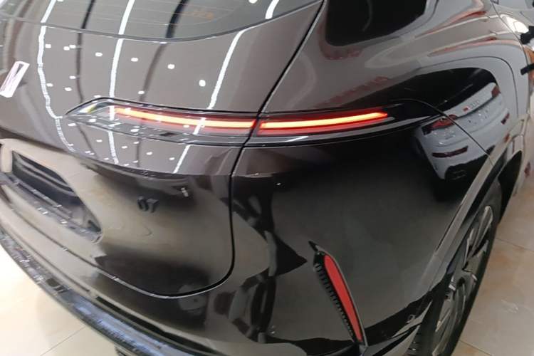 Used Avatr 07 2024 Pro+ All-Electric Version Right Rear Taillight