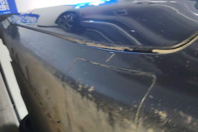 Used Avatr 07 2024 Max Extended-Range Edition Right Side Sill