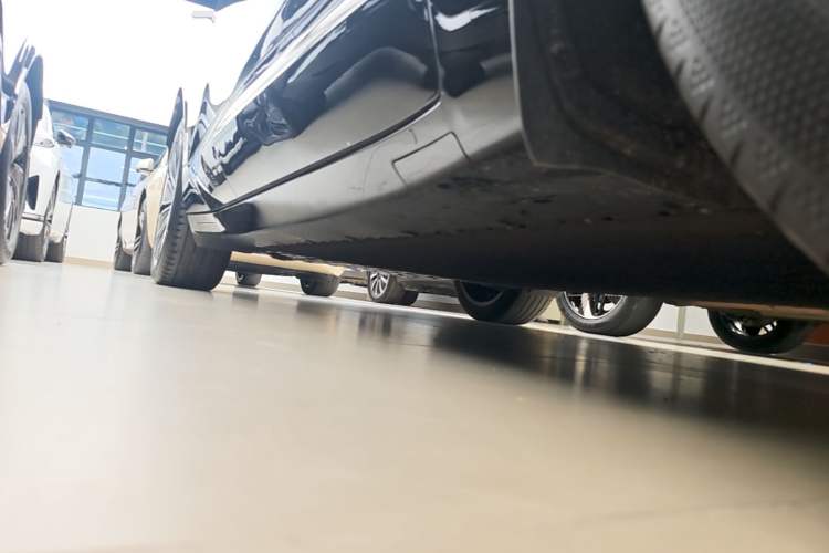 Used Avatr 07 2024 Max Pure Electric Edition Right Side Sill