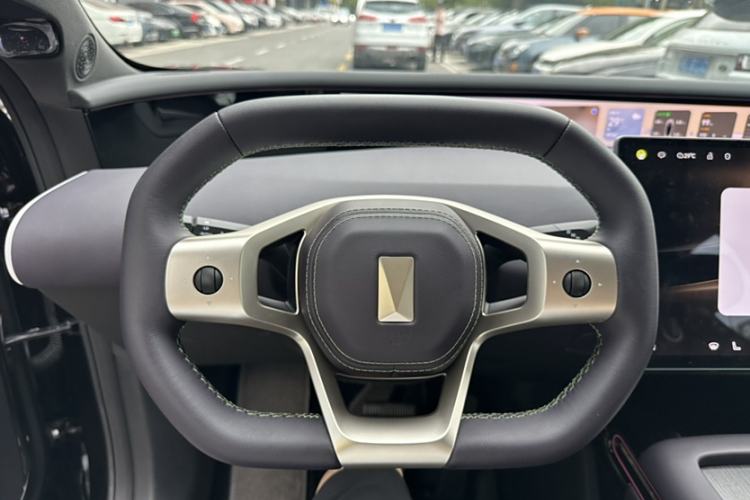 Used Avatr 07 2024 Pro+ All-Electric Version Steering Wheel
