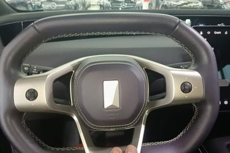 Used Avatr 07 2024 Max Extended-Range Edition Steering Wheel