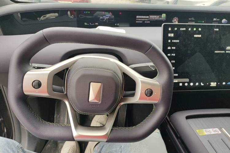 Used Avatr 07 2024 Pro+ All-Electric Version Steering Wheel