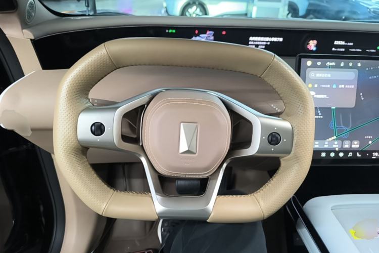 Used Avatr 07 2024 Pro+ Range-Extended Edition Steering Wheel