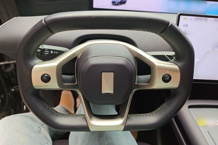 Used Avatr 07 2024 Pro+ Range-Extended Edition Steering Wheel