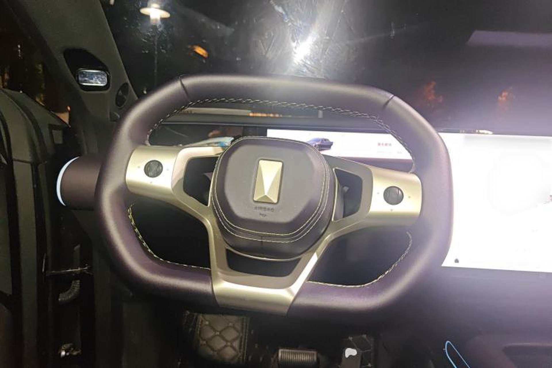 Used Avatr 07 2024 Pro Extended-Range Edition Steering Wheel