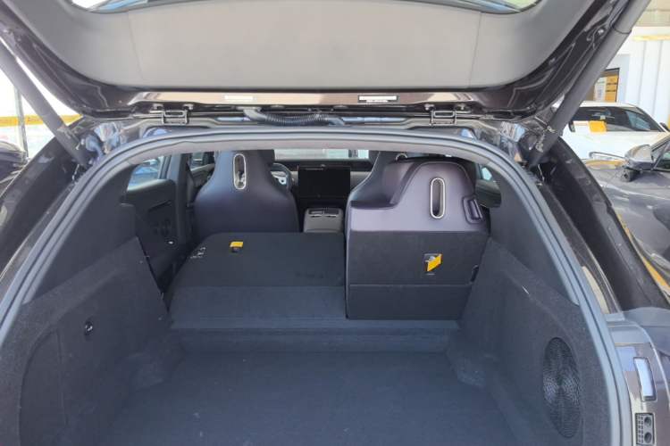 Used Avatr 07 2024 Max Extended-Range Edition Trunk