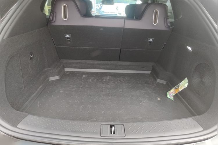 Used Avatr 07 2024 Ultra Range-Extended Four-Wheel Drive Trunk