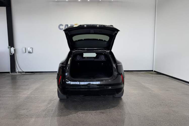 Used Avatr 07 2024 Ultra Range-Extended Four-Wheel Drive Trunk